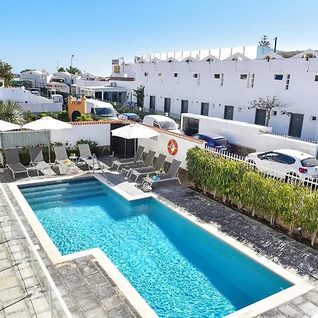 Las Casas Apartment *
